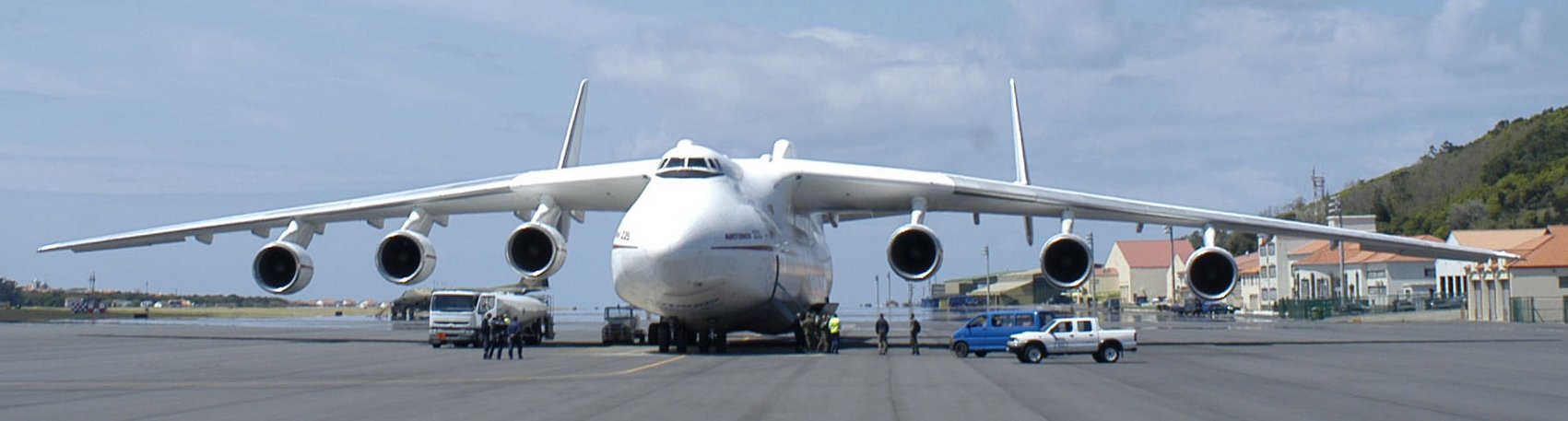 An-225_front_day_V1.jpg