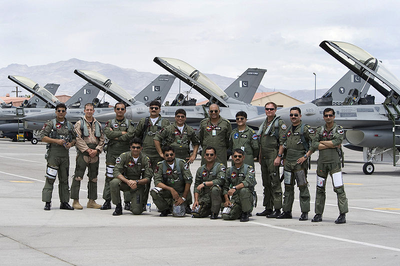 800px-Pakistan_Air_Force_F-16_Red_Flag_2010_group_photo.jpg