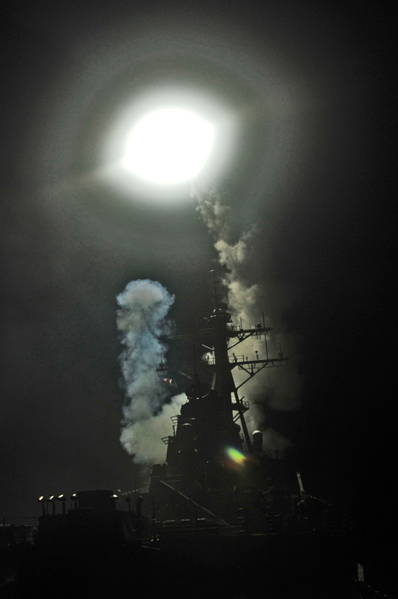 398px-USS_Barry_fires_Tomahawk_missile_Libya.png