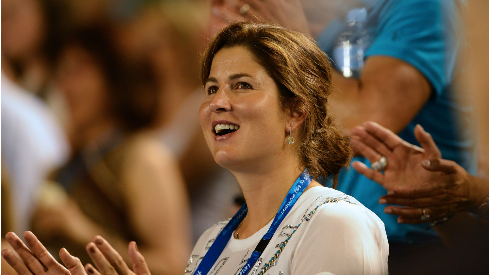 130122114855_federer_wife_aus_open_976x549_bbc_nocredit.jpg