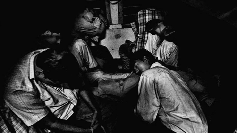 130130071704_indian_railway_journey_7_976x549_bbc_nocredit.jpg