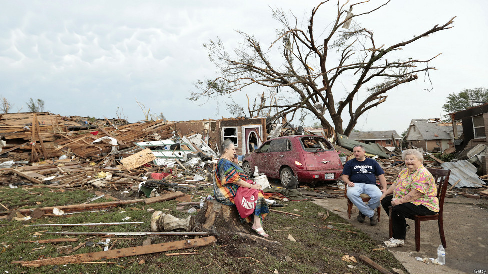 130521082259_oklahoma_tornado_976x549_getty.jpg