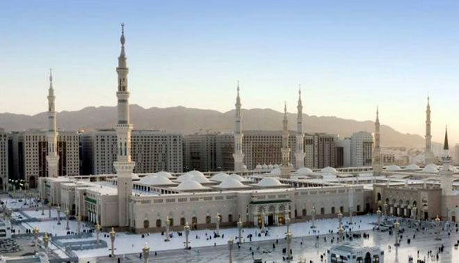 Masjid_an-Nabawi.jpg