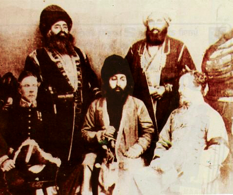 Shere_Ali_Khan_with_Cd_Charles_Chamberlain_and_Sir_Richard_F.Pollock_.jpg