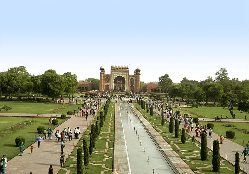 800px-Taj-Mahal-5.jpg