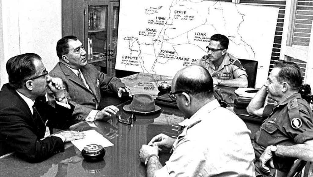 military_relations_of_israel_and_iran-e1383072909915.jpg
