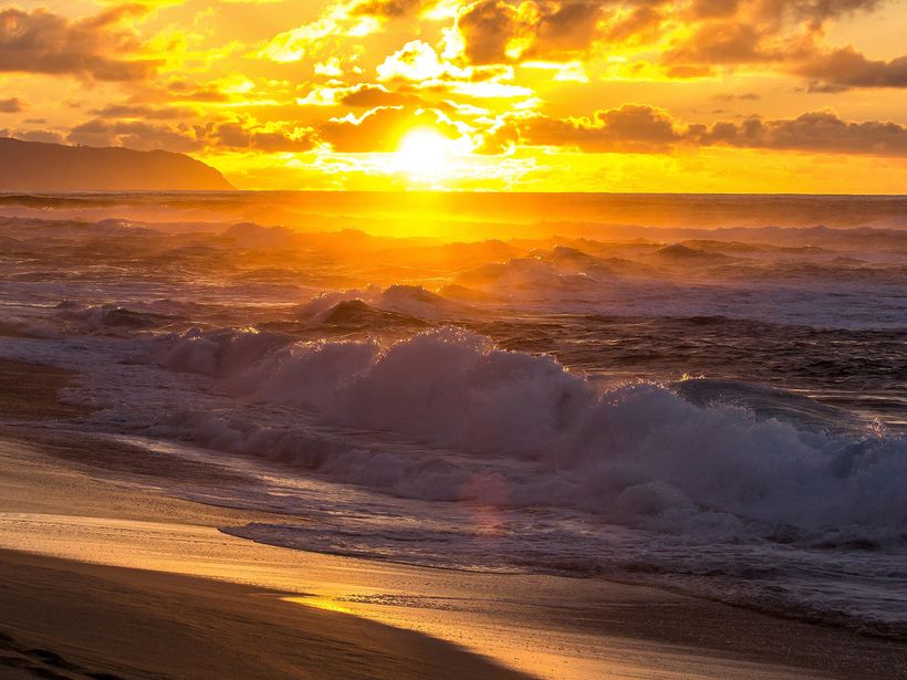 Sunset-Beach-Oahu-cr-getty.jpg