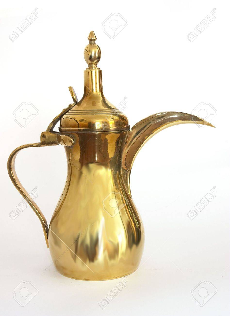 261964-arabian-coffee-pot-or-dallah-a-symbol-of-welcome.jpg