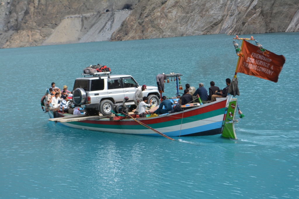 Attabad_lake_jeep_being_transfered_from_one_side_to_another..JPG