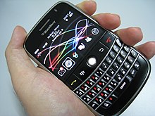 220px-BlackBerry_Bold_in_Hand.jpg
